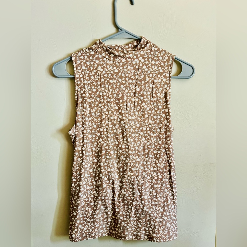 Willow + Root Mock Neck Sleeveless Top in Brown Floral Size Small